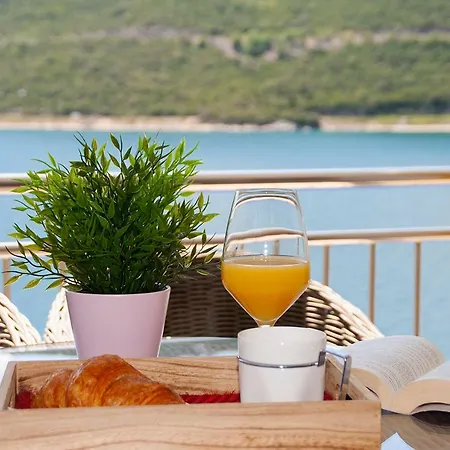 Jadran 3* Неум